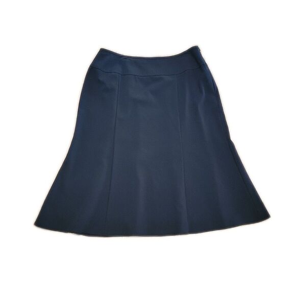 Investments Classy Career Skirt ~ Sz 8 ~ Black ~ Knee Length ~ Zips on side - Picture 1 of 4